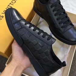 Louis Vuitton Shoes for Men's Louis Vuitton black Sneakers #9122526