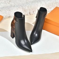 Louis Vuitton Shoes for Womem's Louis Vuitton rain boots #99902607