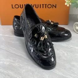 Louis Vuitton Shoes for Women's Louis Vuitton Flats #B58663