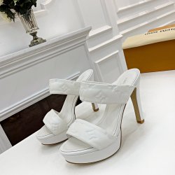 Louis Vuitton Shoes for Women's Louis Vuitton Sandals #99905932