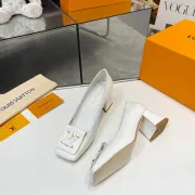 Louis Vuitton Shoes for Women's Louis Vuitton Sandals #999932071