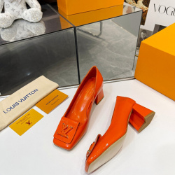 Louis Vuitton Shoes for Women's Louis Vuitton Sandals #999932072