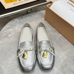 Louis Vuitton Shoes for Women's Louis Vuitton Sandals #B62063 Louis Vuitton Shoes for Women's Louis Vuitton Sandals #B62063