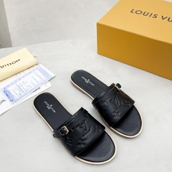 Louis Vuitton Shoes for Women's Louis Vuitton Slippers #99921414