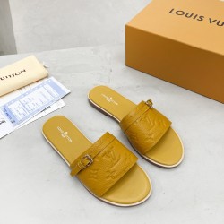 Louis Vuitton Shoes for Women's Louis Vuitton Slippers #99921416
