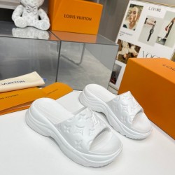 Louis Vuitton Shoes for Women's Louis Vuitton Slippers #999934856
