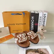 Louis Vuitton Shoes for Women's Louis Vuitton Slippers #999935643