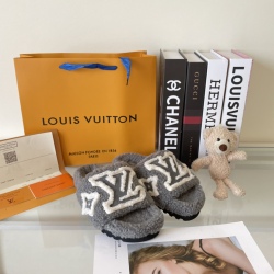 Louis Vuitton Shoes for Women's Louis Vuitton Slippers #999935644