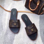 Louis Vuitton Shoes for Women's Louis Vuitton Slippers AAAA Original quality #9124996