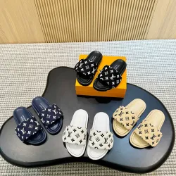 Louis Vuitton Shoes for Women's Louis Vuitton Slippers #B51651