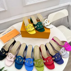 Louis Vuitton Shoes for Women's Louis Vuitton Slippers #B52372