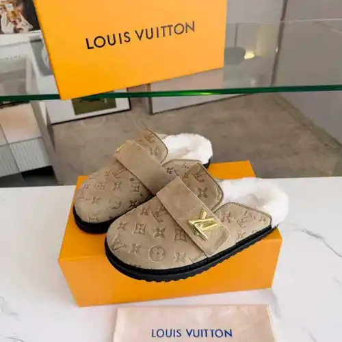 Louis Vuitton Shoes for Women's Louis Vuitton Slippers #B58616