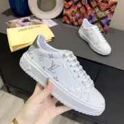 Louis Vuitton Shoes for Women's Louis Vuitton Sneakers #99904706