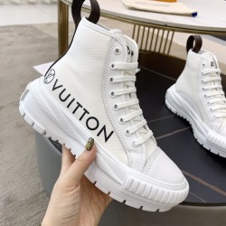 Louis Vuitton Shoes for Women's Louis Vuitton Sneakers #99910136