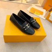 Louis Vuitton Shoes for Women's Louis Vuitton Sneakers #99922307