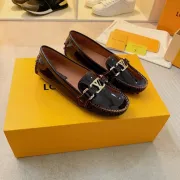 Louis Vuitton Shoes for Women's Louis Vuitton Sneakers #99922308