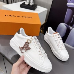 Louis Vuitton Shoes for Women's Louis Vuitton Sneakers #99924392