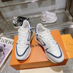 Louis Vuitton Shoes for Women's Louis Vuitton Sneakers #B37282