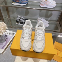 Louis Vuitton Shoes for Women's Louis Vuitton Sneakers #B37285