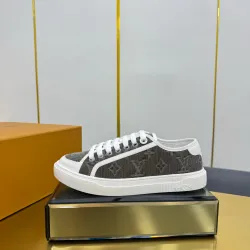 Louis Vuitton Shoes for Women's Louis Vuitton Sneakers #B57805 Louis Vuitton Shoes for Women's Louis Vuitton Sneakers #B57805