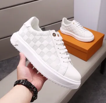 White Women's Brand L Sneakers #B65914