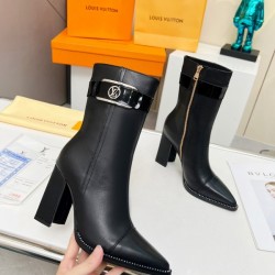 Louis Vuitton Shoes for Women's Louis Vuitton boots #9999924463