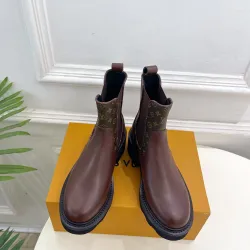 Louis Vuitton Shoes for Women's Louis Vuitton boots #B55192