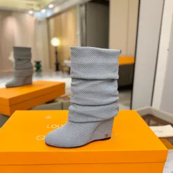 Louis Vuitton Shoes for Women's Louis Vuitton boots #B57817