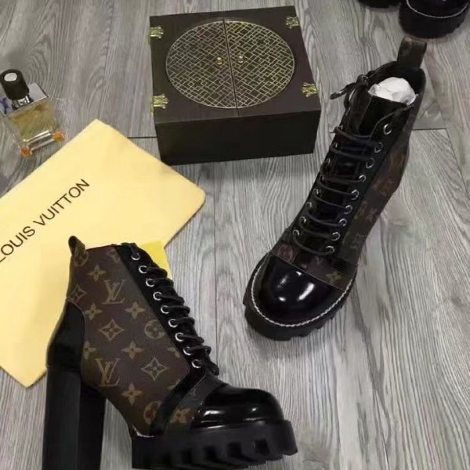 Buy Cheap Women&#39;s Louis Vuitton boots #9102072 from www.kbic-nsn.gov
