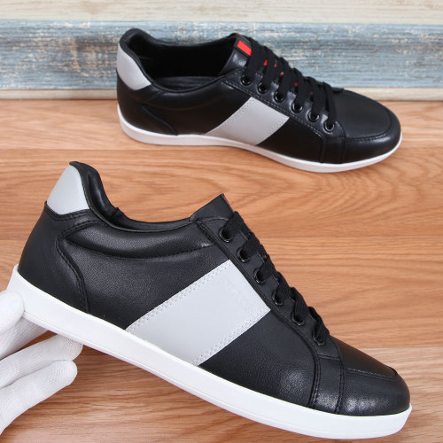 Prada Shoes for Men's Prada Sneakers #99911948