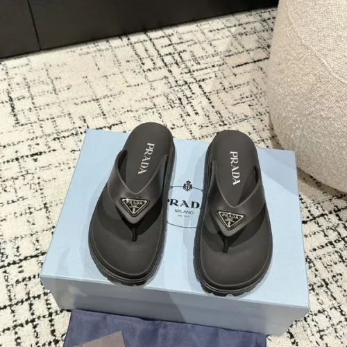 Prada Shoes for Women's Prada Slippers  Rubber Thong Sandals Black/White #B54130