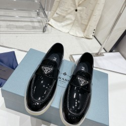 Prada Shoes for Women's Prada Sneakers #9999927070