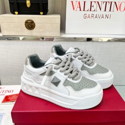 Valentino Shoes for men and women Valentino Sneakers #999932832