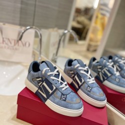 Valentino Unisex Shoes Valentino Sneakers #9999928441