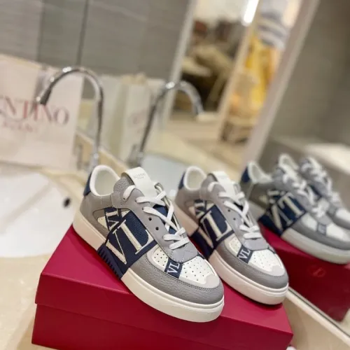 Valentino Unisex Shoes Valentino Sneakers #9999928444