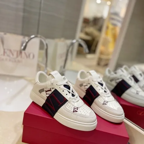 Valentino Unisex Shoes Valentino Sneakers #9999928450