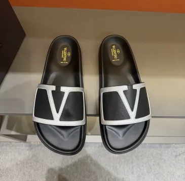 Valentino Shoes for VALENTINO Slippers for men #B62489