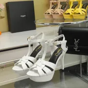 Versace shoes for Women's Versace Sandals #999932942