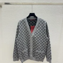 Gucci Monogrammed GG Jacquard V-Neck Cardigan in Grey Knit Fabric #B54515