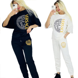  Versace new Fashion Tracksuits for Women #999931171