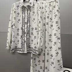 Chanel Fashion Tracksuits for Women #B51015