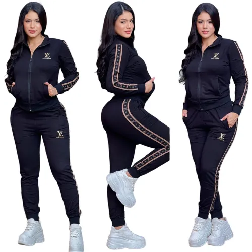 Louis Vuitton new Fashion Tracksuits for Women #B45532