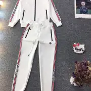Moncler 2022 new Fashion Tracksuits for Women #99925871