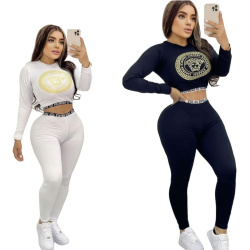 Versace 2022 new Fashion Tracksuits for Women #99924268