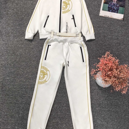 Versace Fashion Tracksuits for Women #9999925871